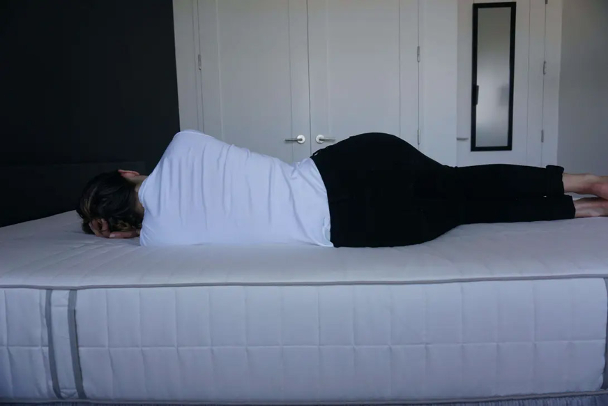 testslaper op IKEA matras